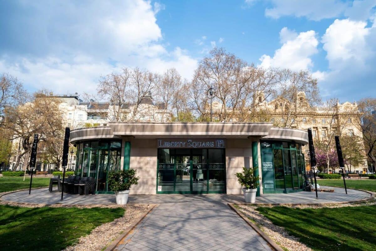 Lovely Downtown Apartment Close To The Basilica Budapest Exteriör bild