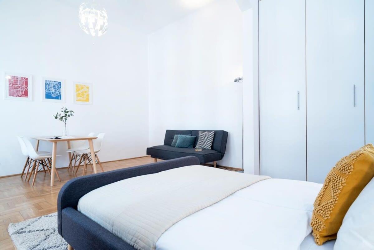 Lovely Downtown Apartment Close To The Basilica Budapest Exteriör bild