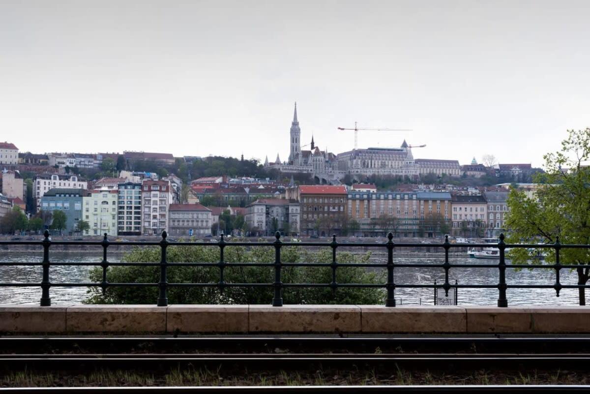 Lovely Downtown Apartment Close To The Basilica Budapest Exteriör bild